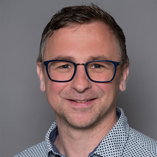 Porträtfoto von Valentin Eibisberger